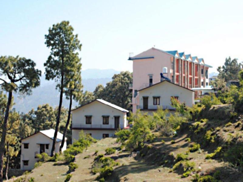 Clarks Inn Binsar Dış mekan fotoğraf